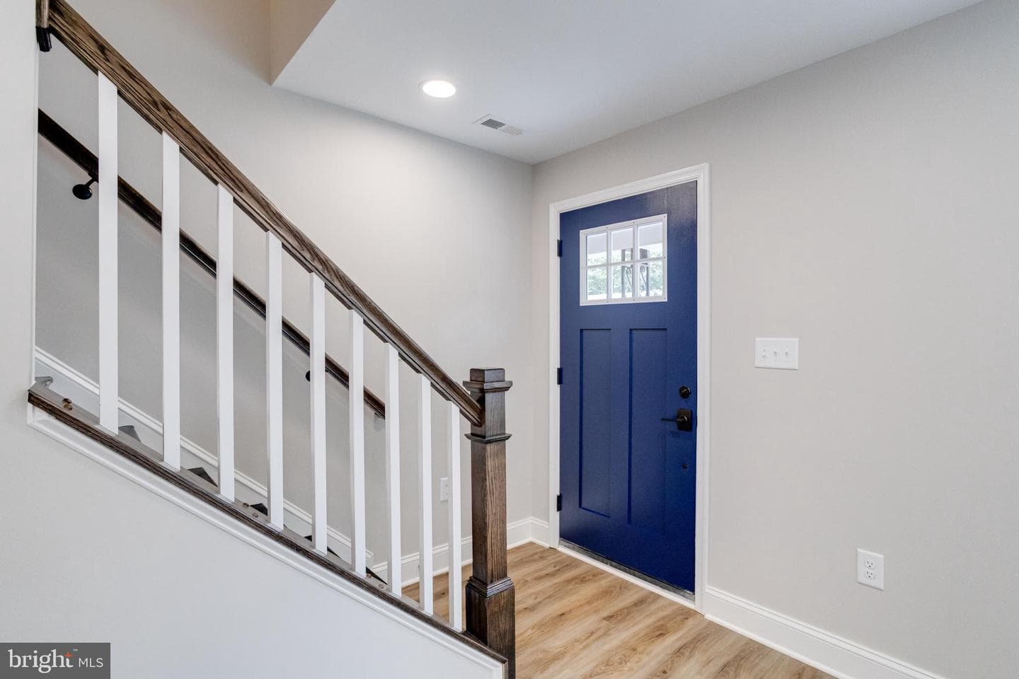 131 W Meadow Road photo 4