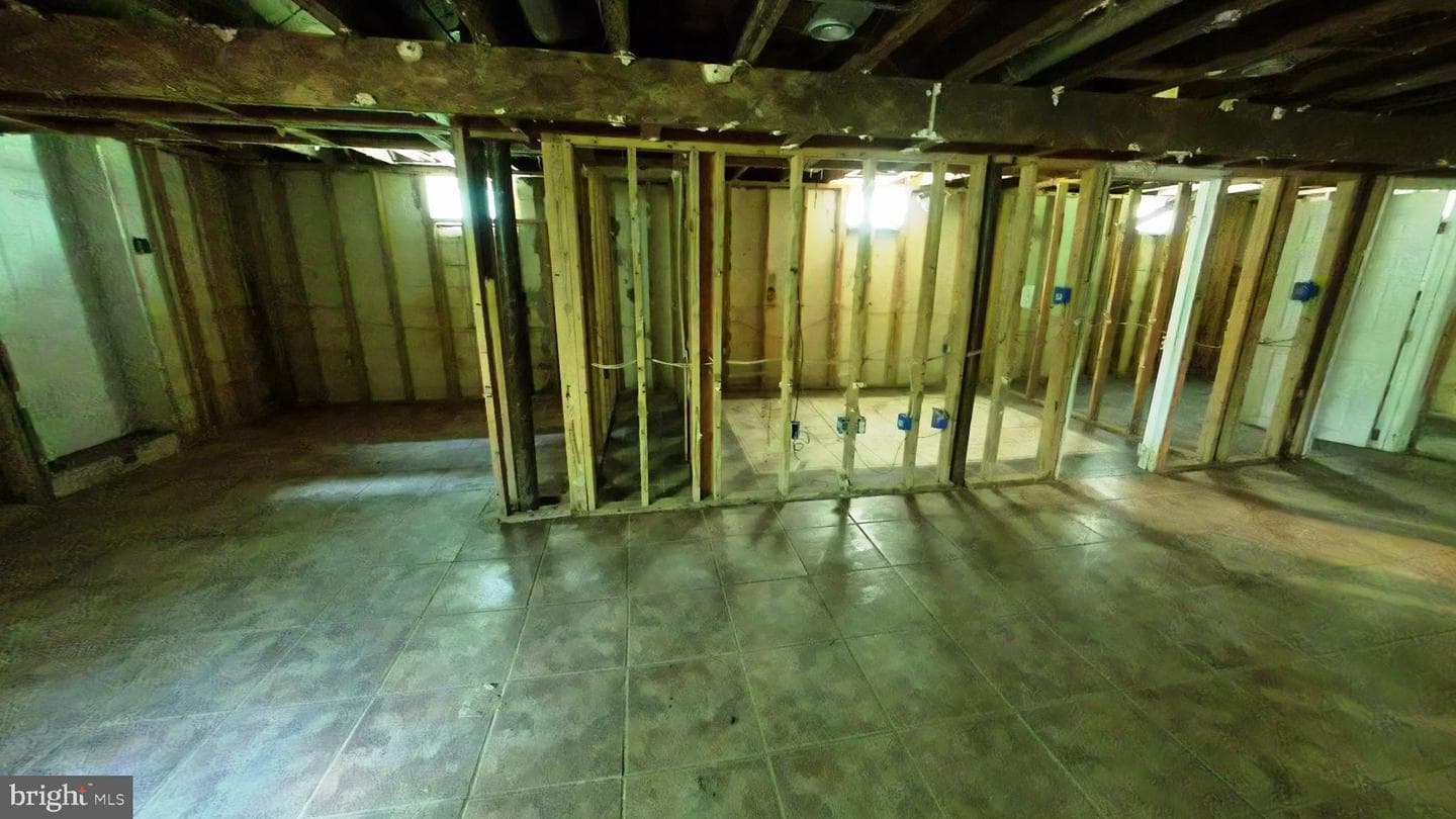 2667 Evergreen Road photo 17