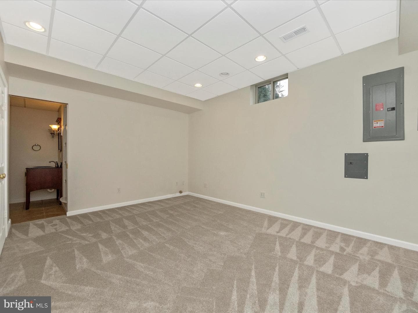 105 Hillsmere Court photo 39