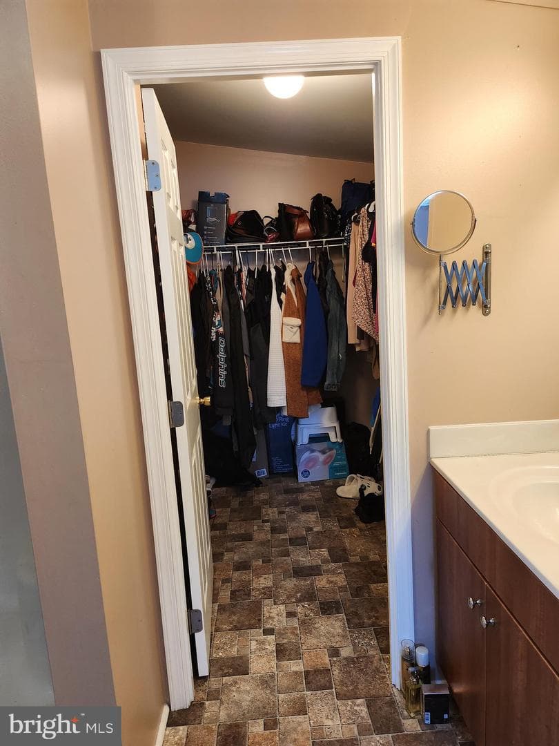 156 Jaguar Drive photo 16