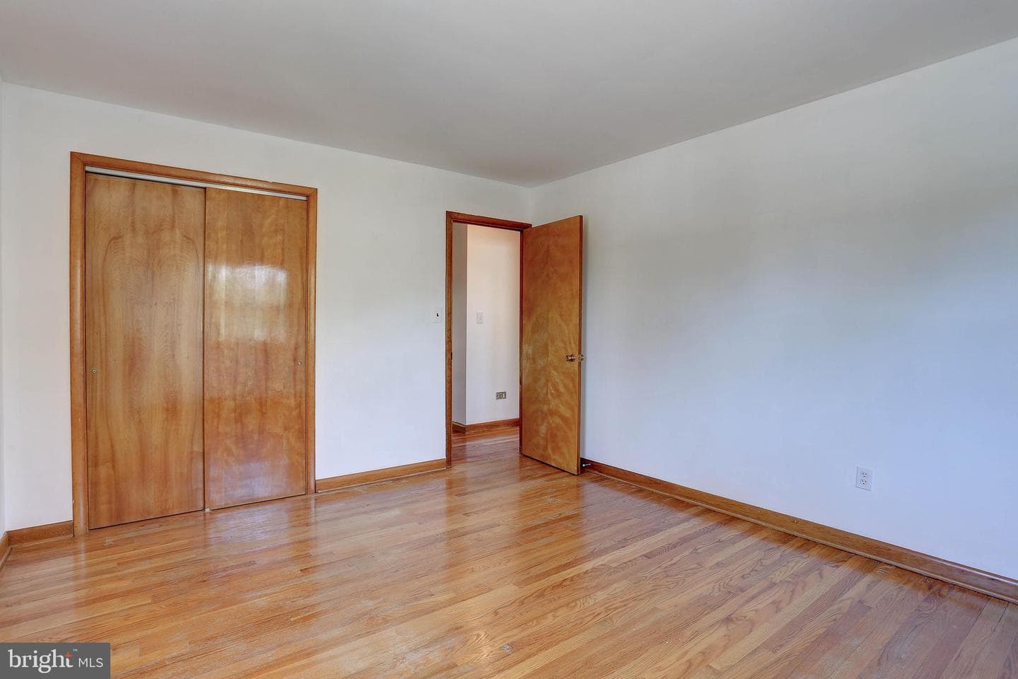 8434 Bay Drive photo 16