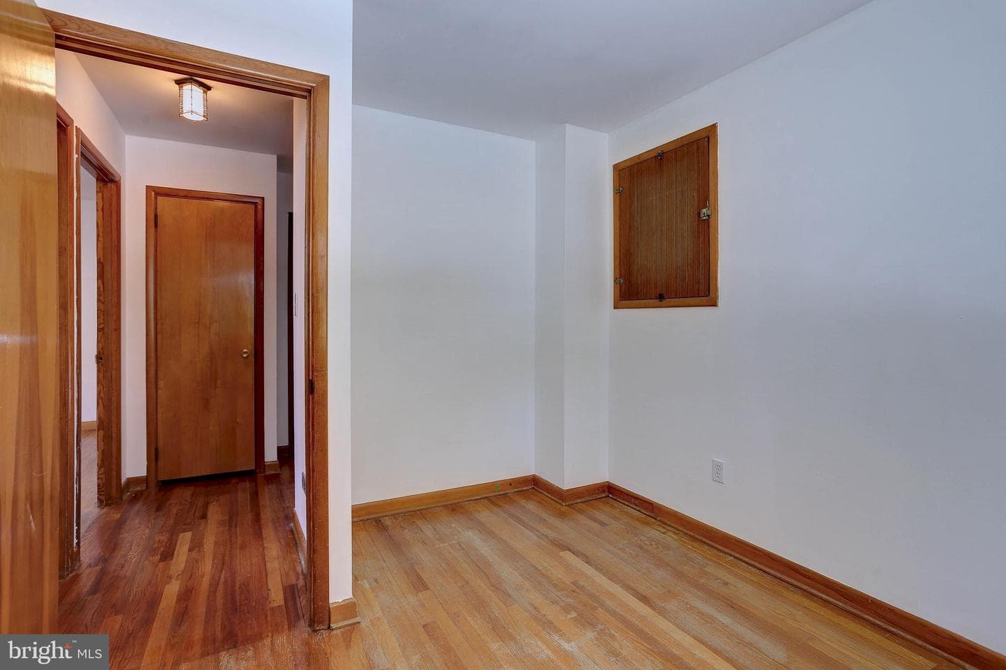 8434 Bay Drive photo 20