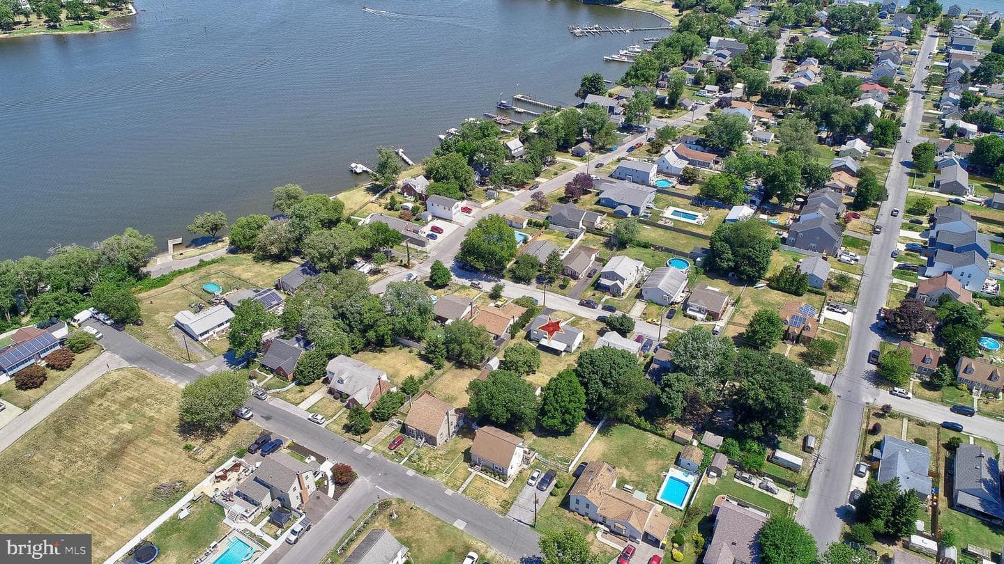 8434 Bay Drive photo 44