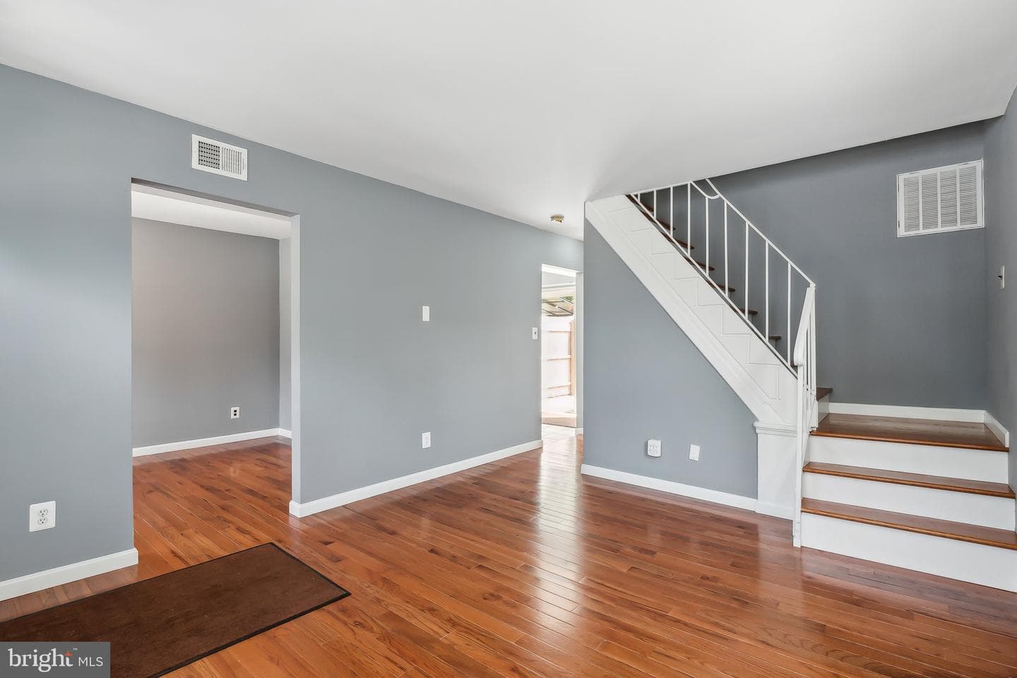 1112 Forest Drive photo 3