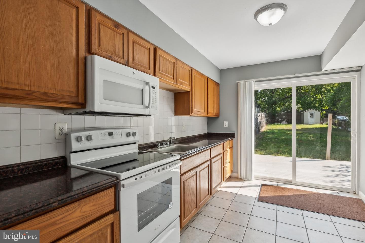 1112 Forest Drive photo 9