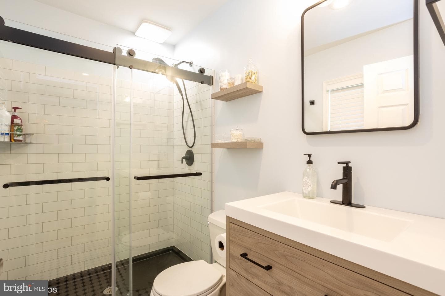 602 Edwards Road photo 19