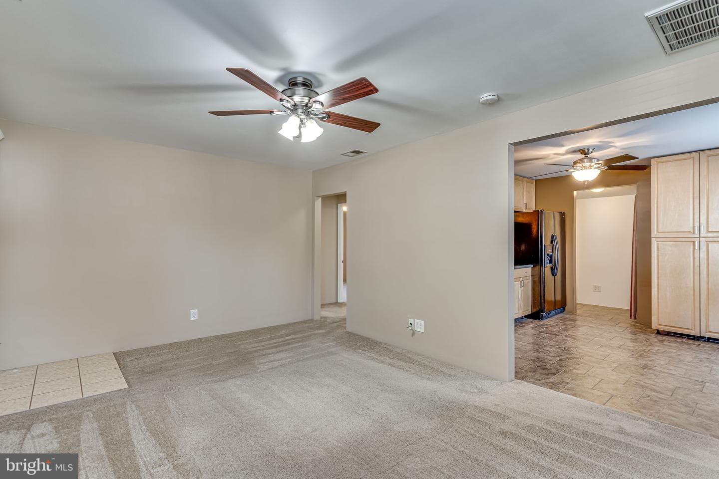 553 Munroe Circle photo 6