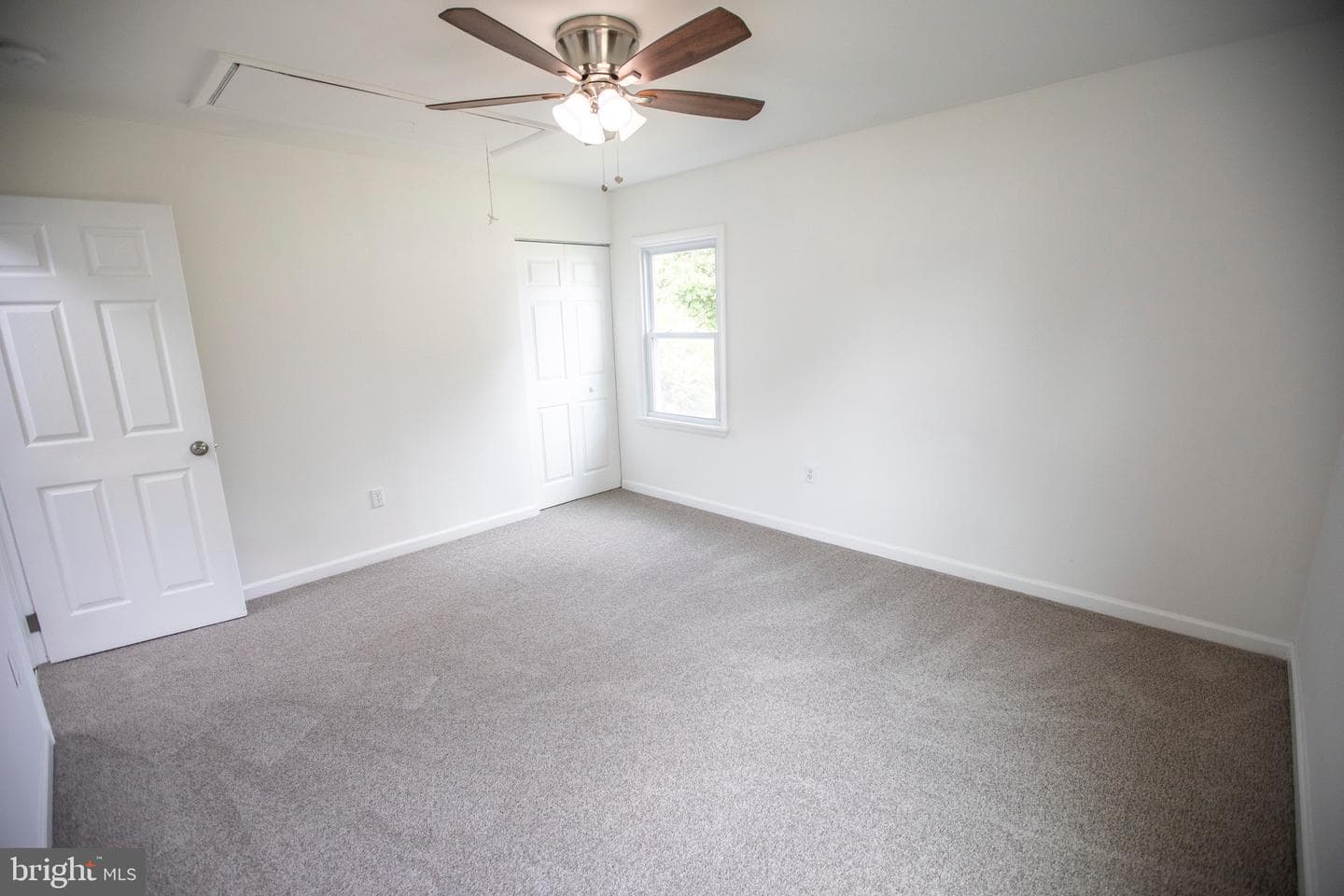 902 Sunny Brook Court photo 22