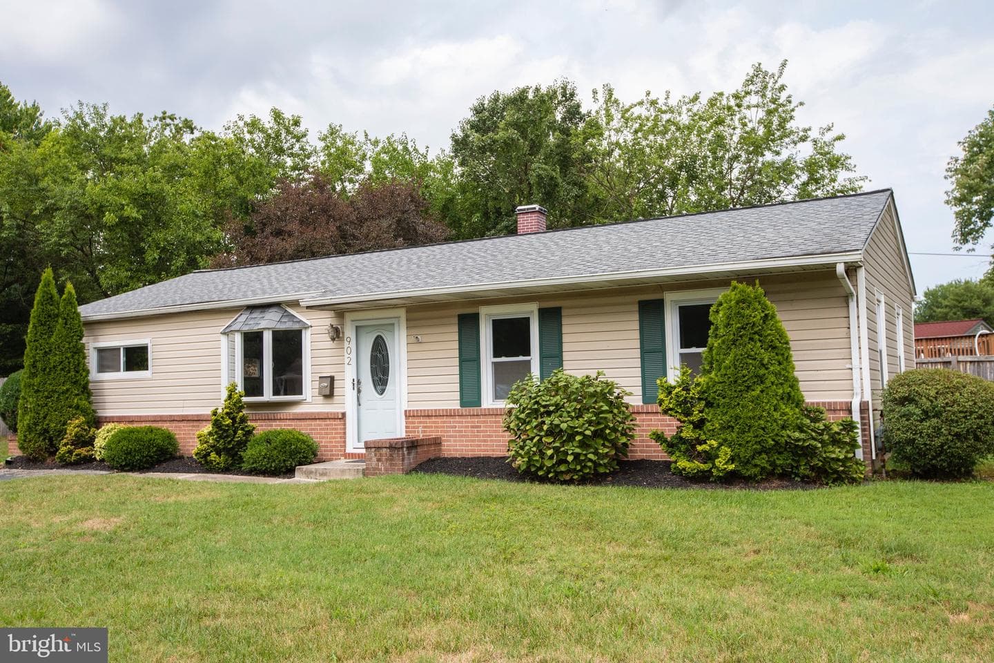 902 Sunny Brook Court photo 4