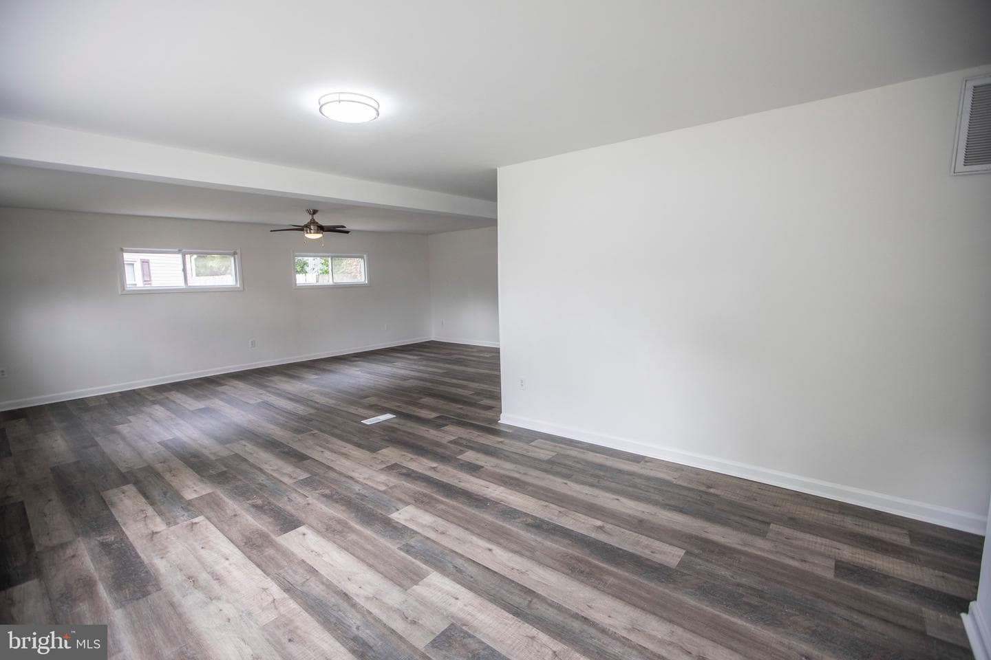 902 Sunny Brook Court photo 6