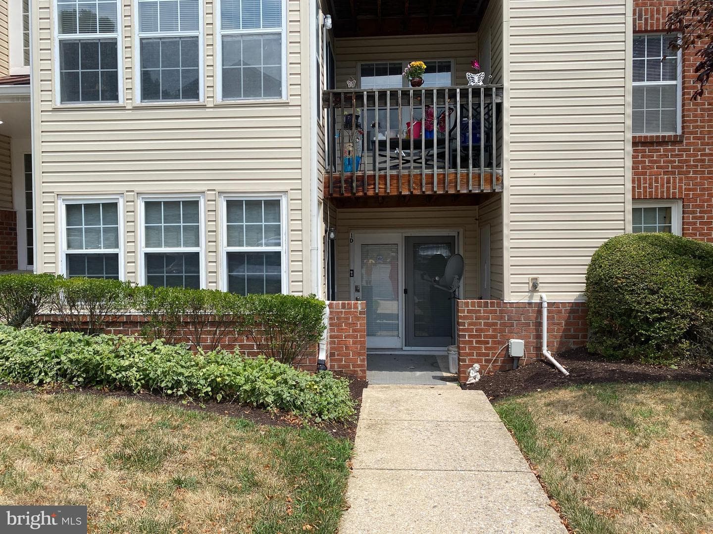 300 Juneberry Way #1d