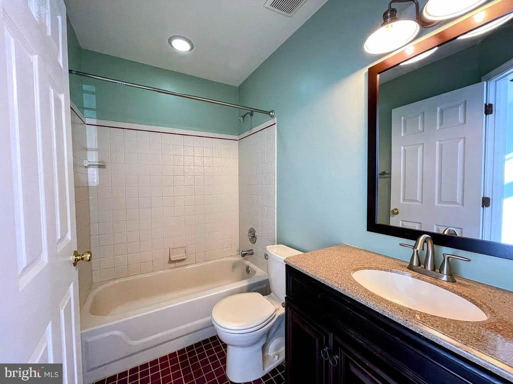 288 Saint Michaels Circle photo 34