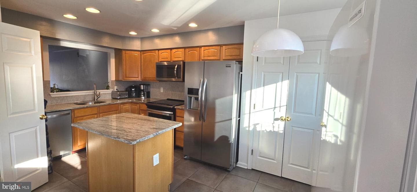 288 Saint Michaels Circle photo 5