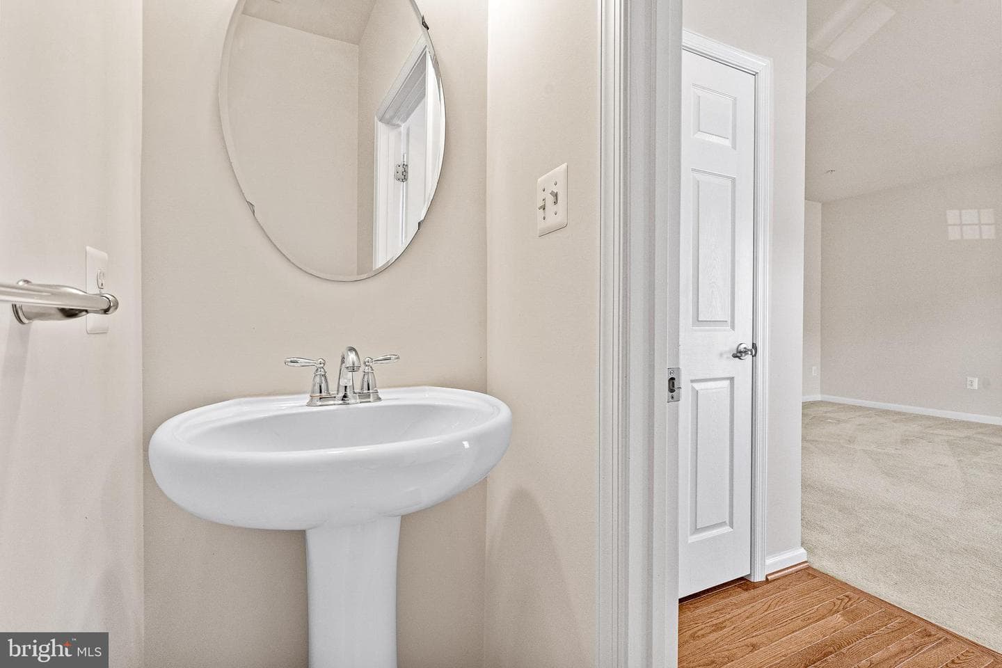 1219 Graycliff Lane photo 6