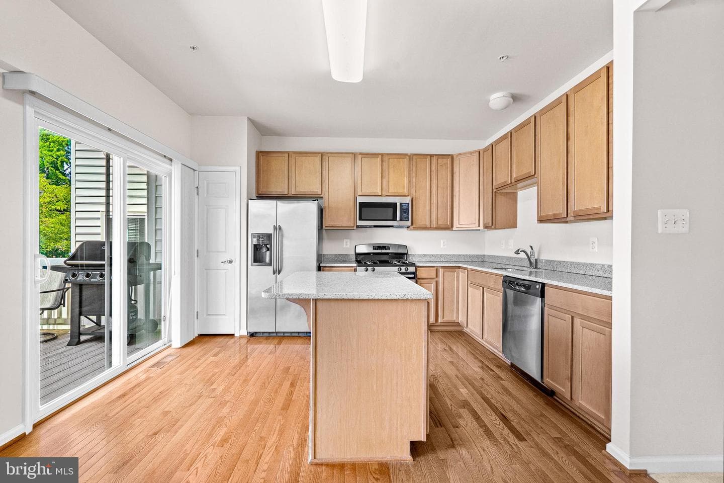 1219 Graycliff Lane photo 9