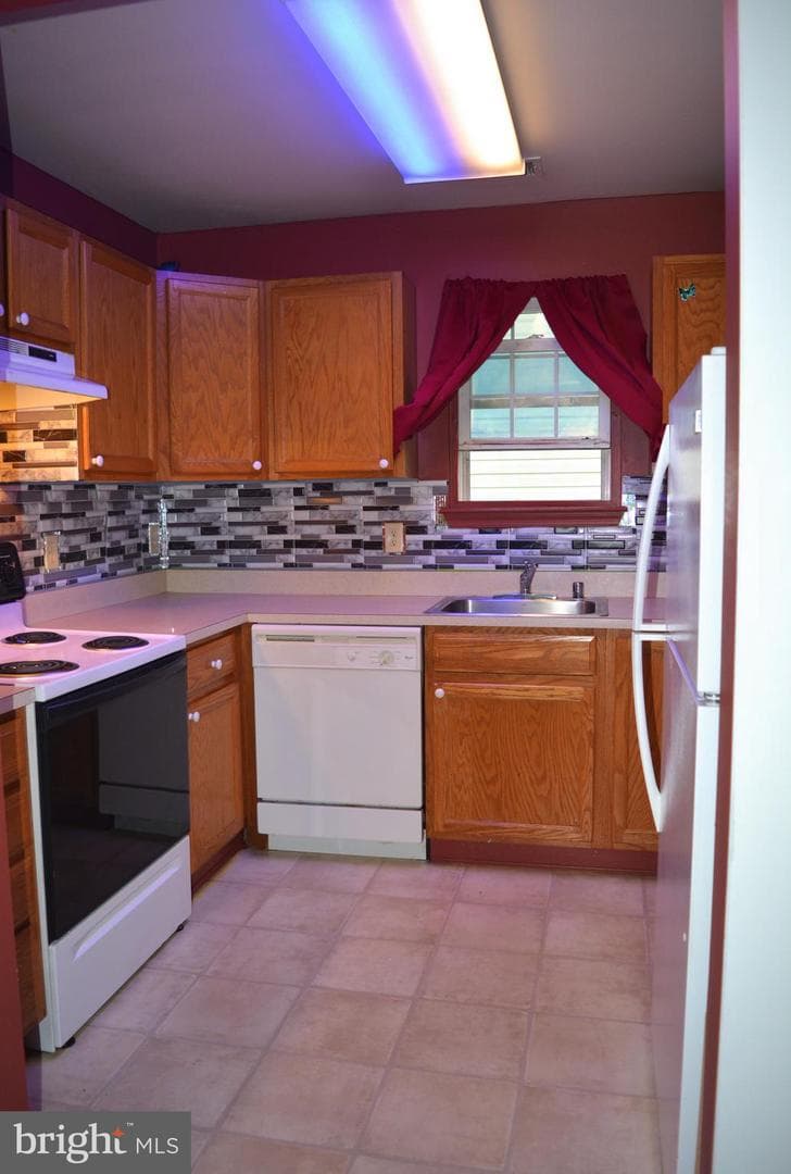 2078 Forest Drive photo 10