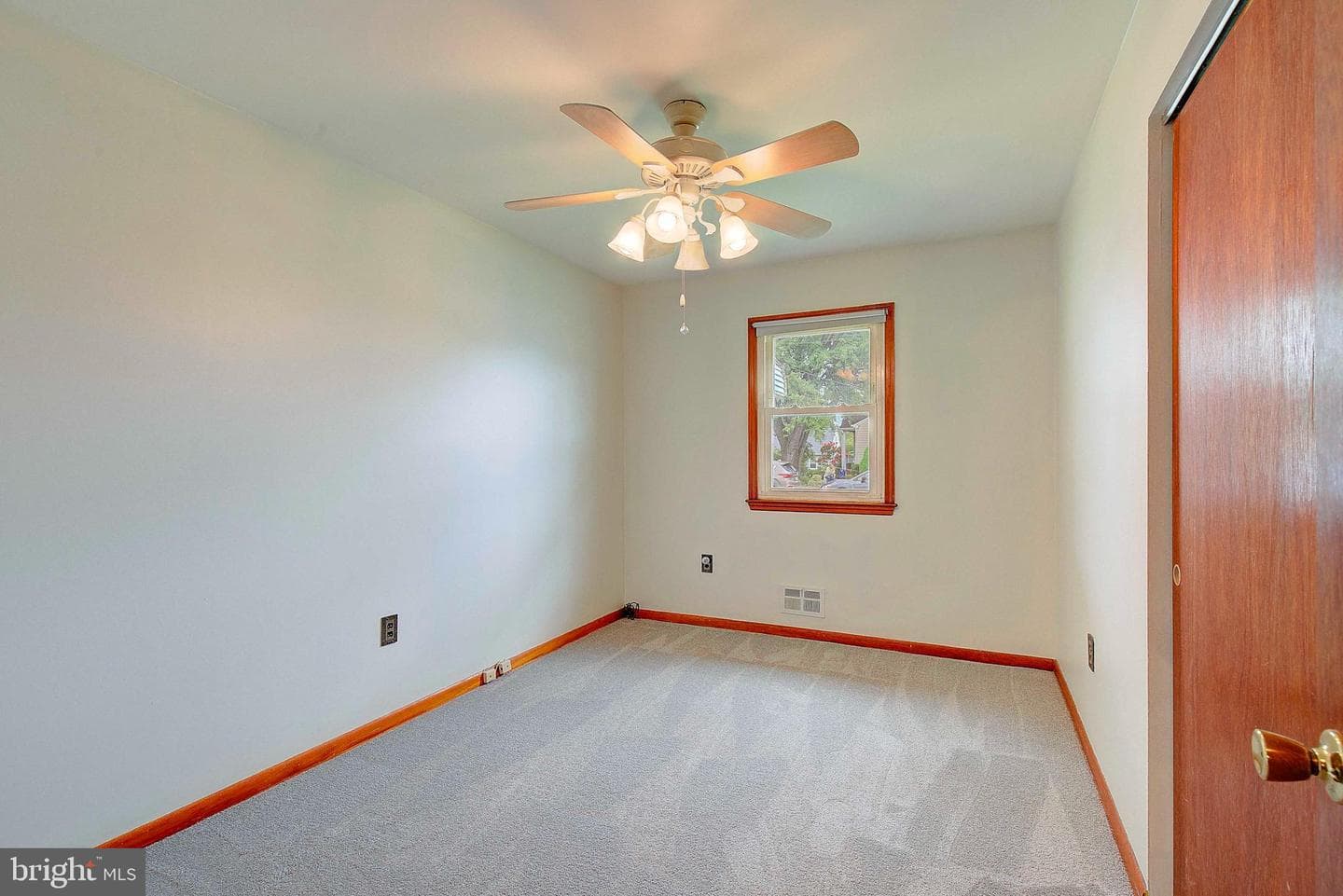 413 Holy Cross Road photo 13