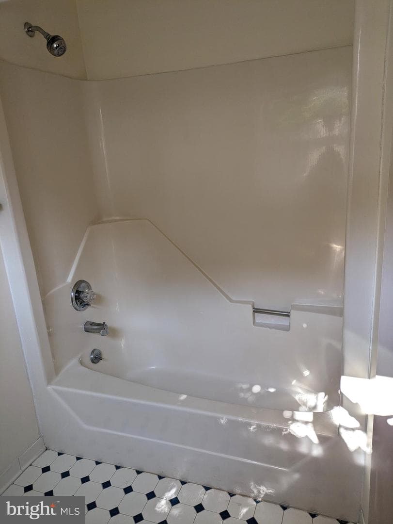 132 Monticello Avenue photo 28