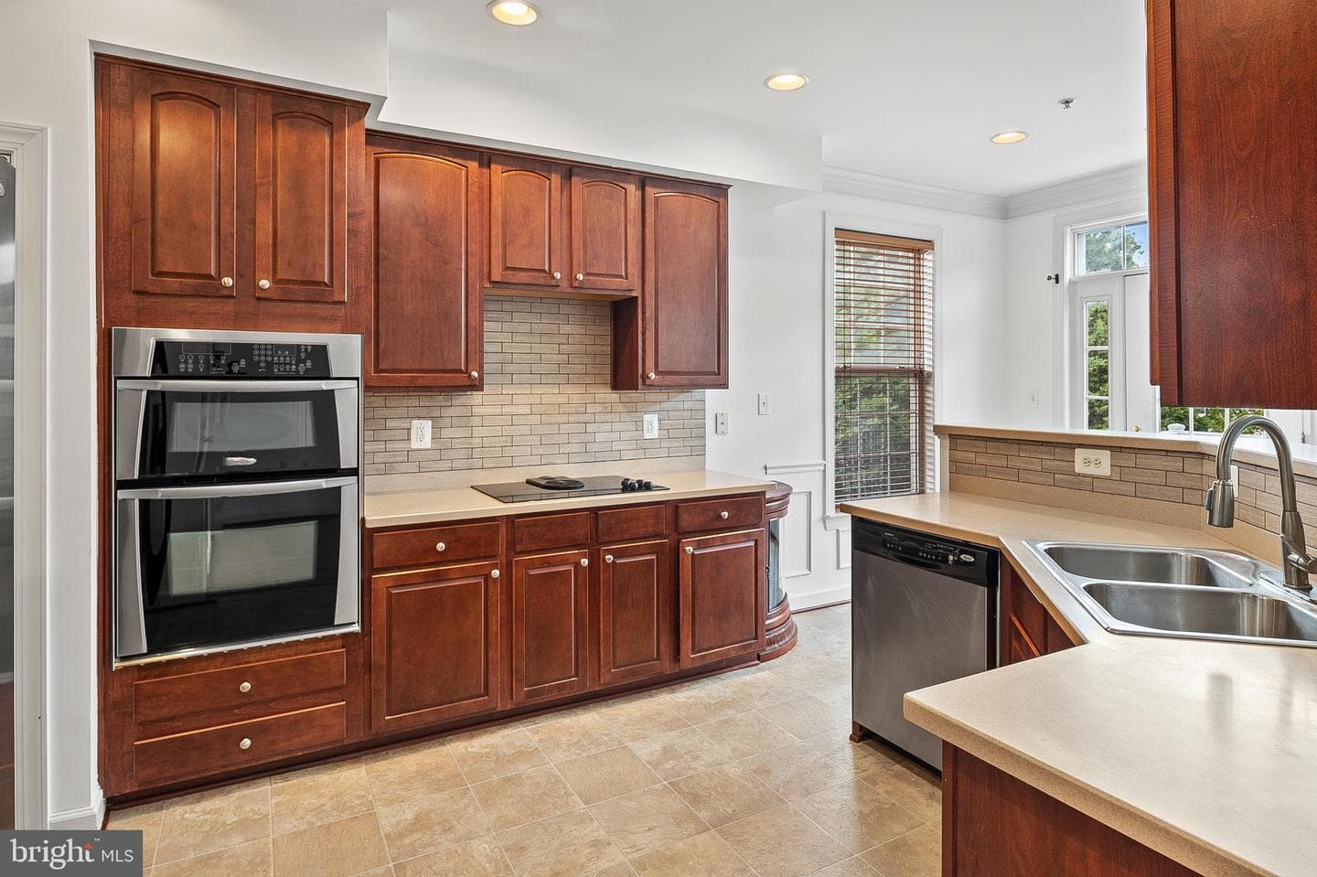 3404 Carriage Walk Court #2-A photo 10