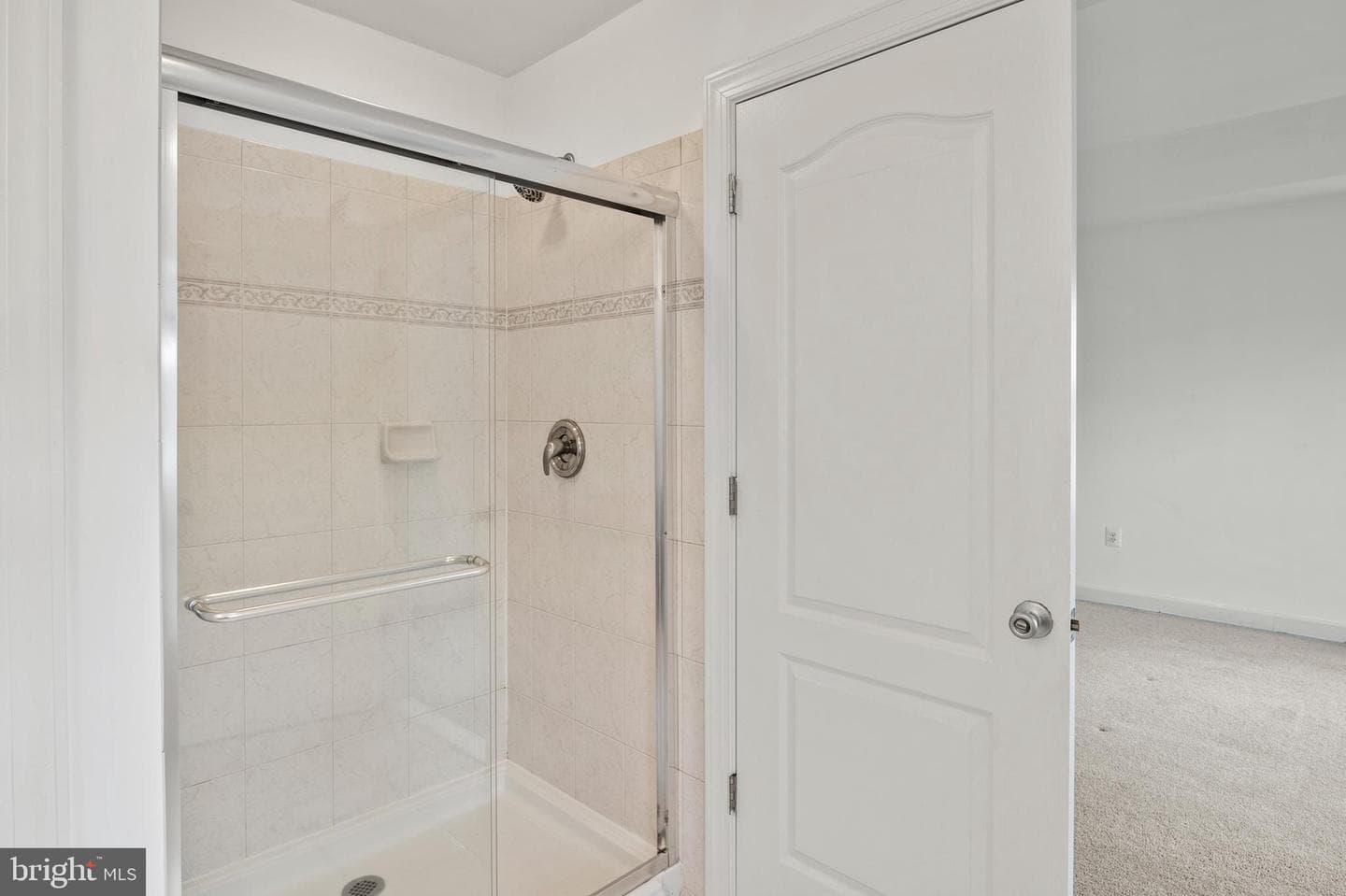 3404 Carriage Walk Court #2-A photo 25