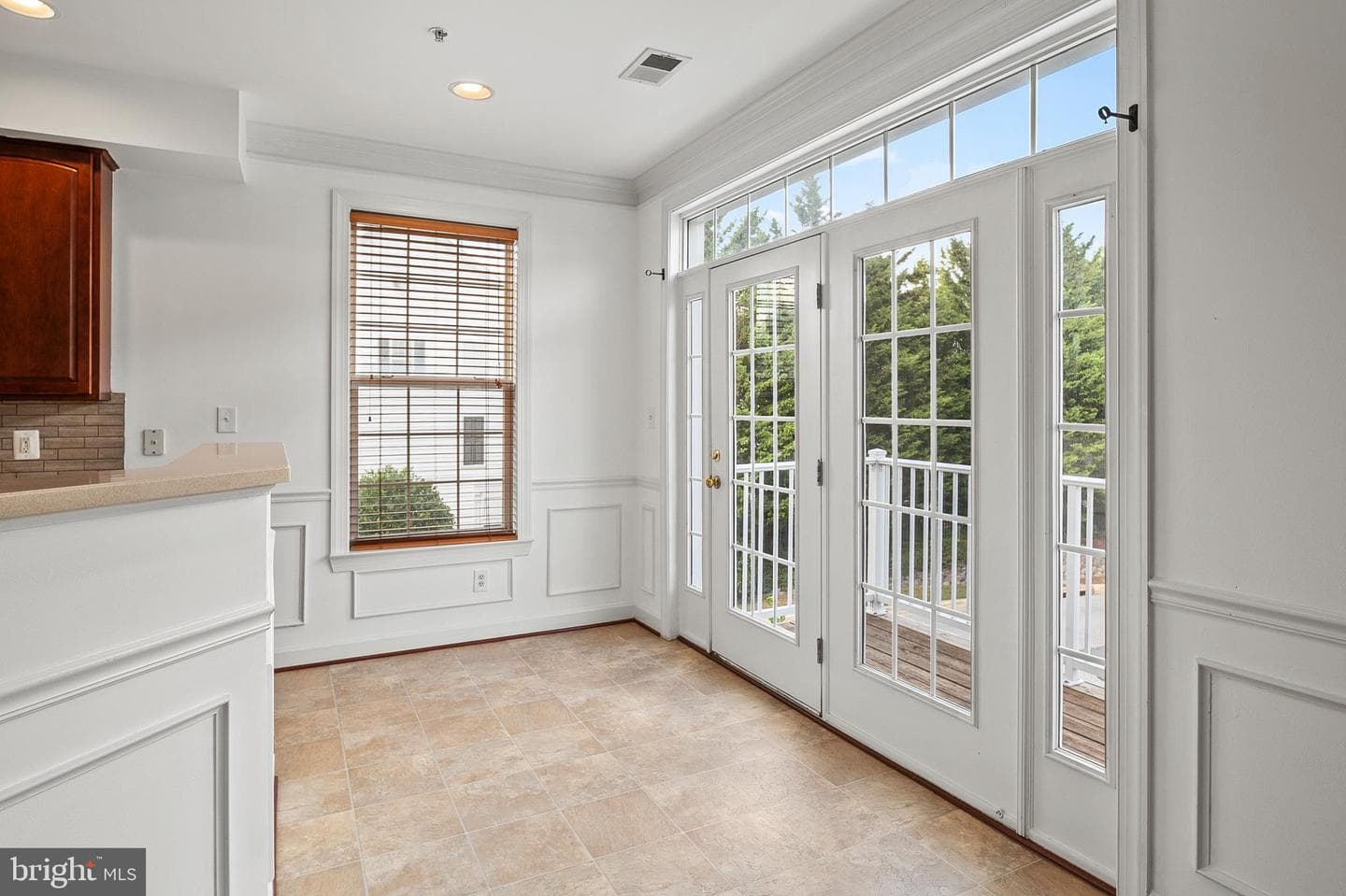 3404 Carriage Walk Court #2-A photo 8