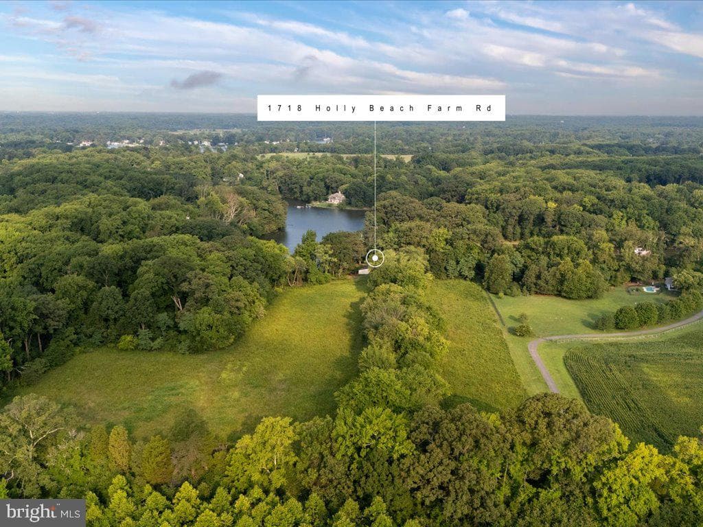 1718 Holly Beach Farm Road photo 18