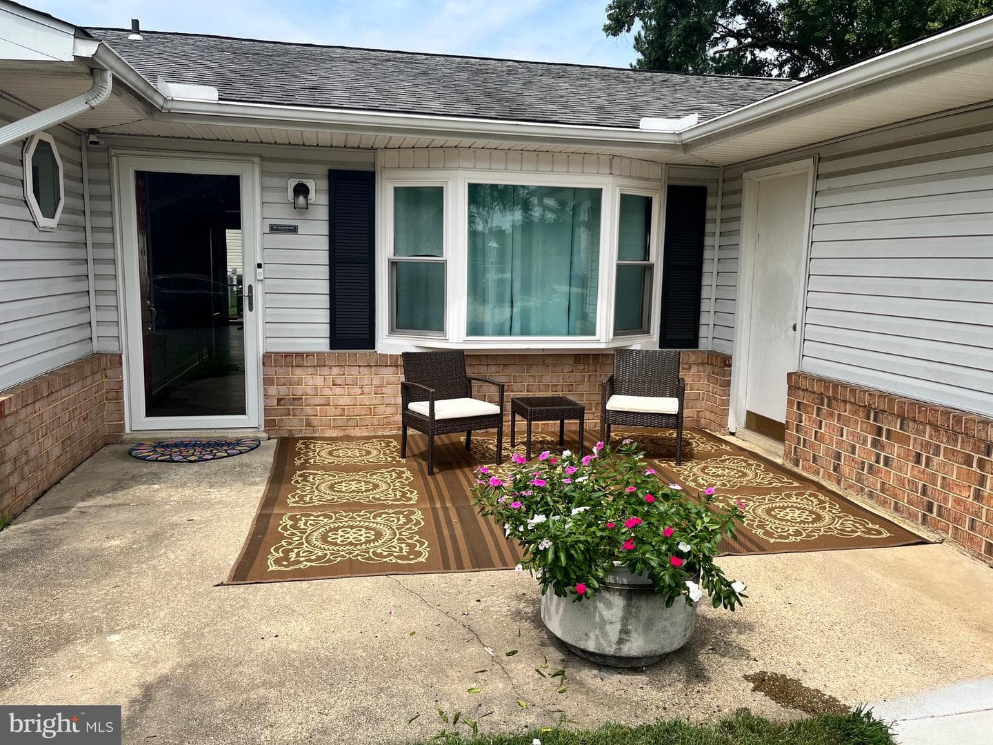 990 Sunny Court photo 19