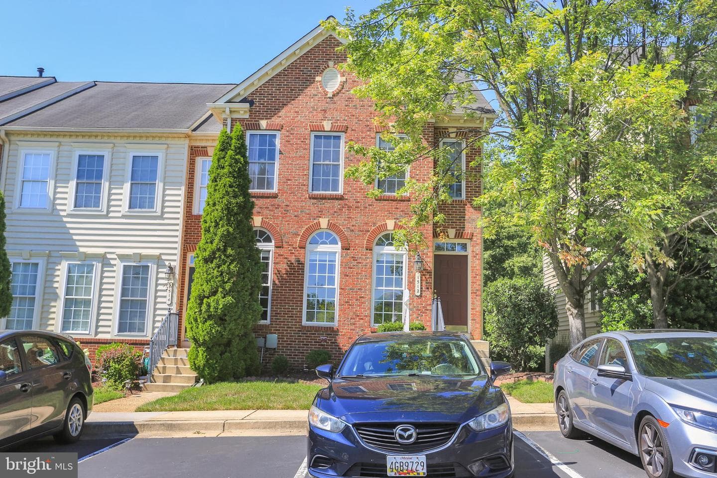 1512 Penzance Way photo 2
