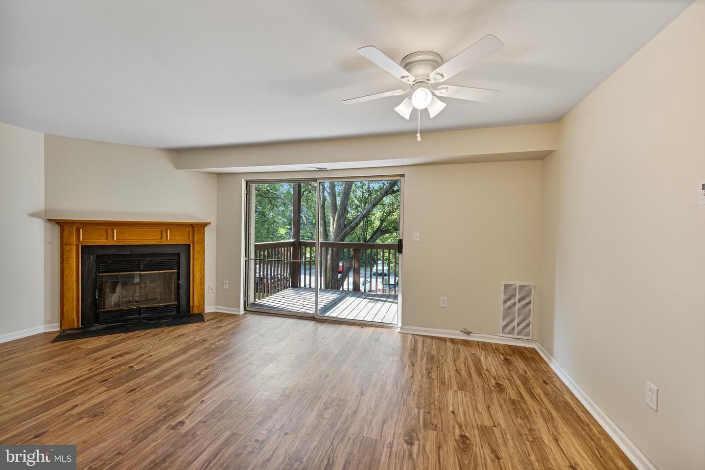 206 Spring Maiden Court #204 photo 22