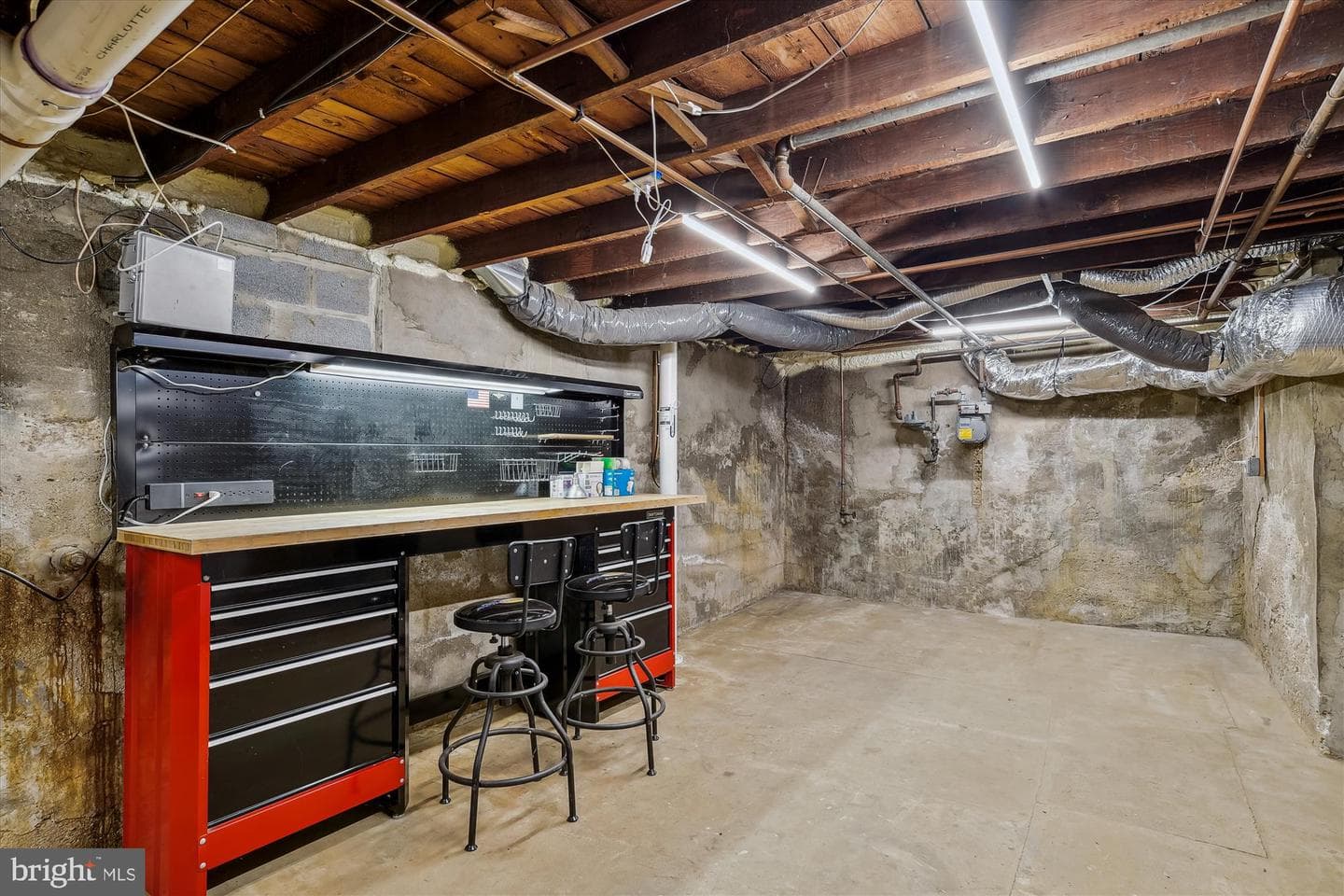 411 Melvin Avenue photo 39