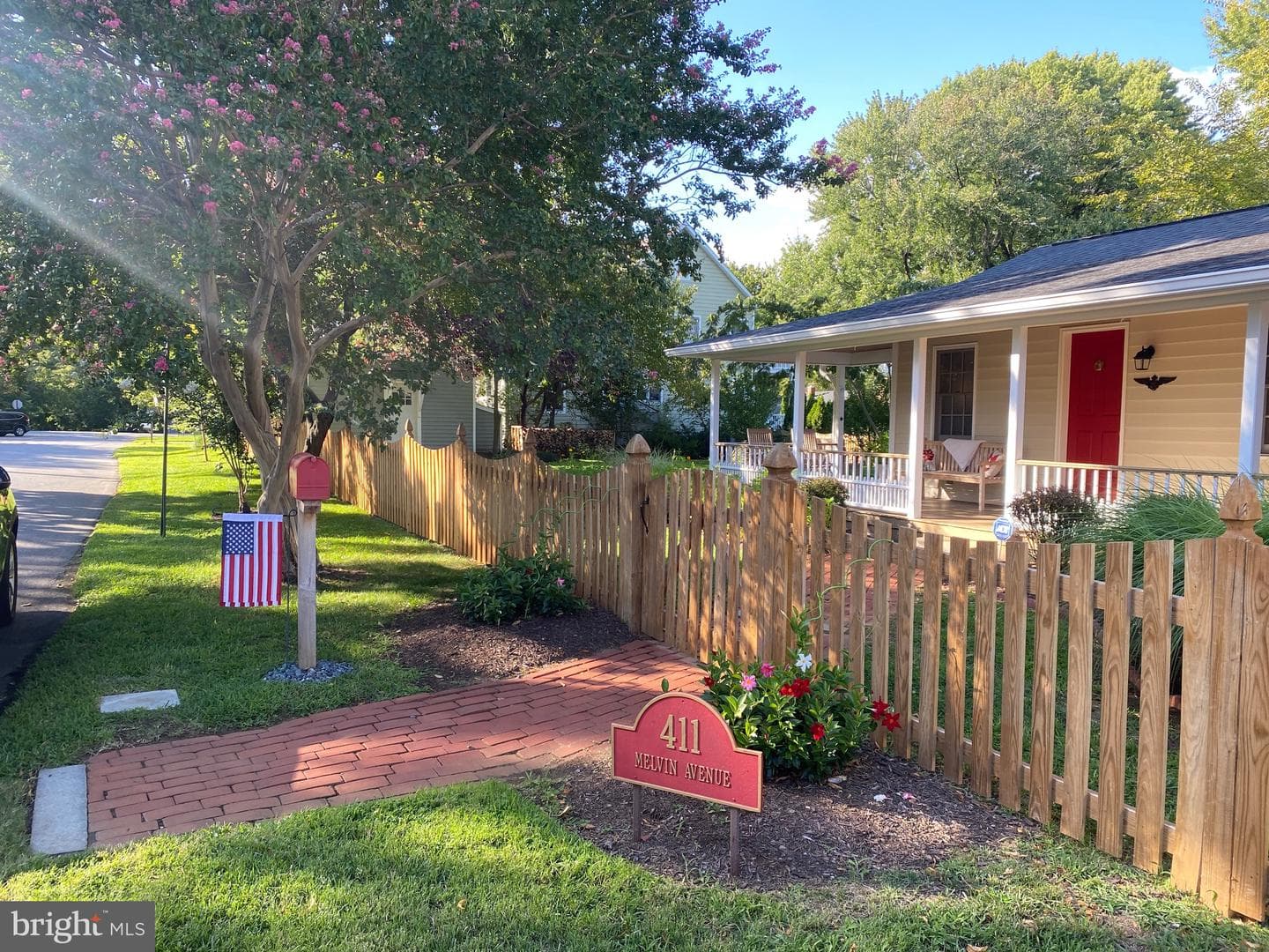 411 Melvin Avenue photo 5