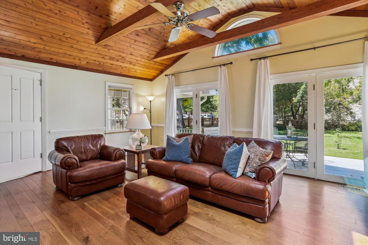 411 Melvin Avenue photo 8