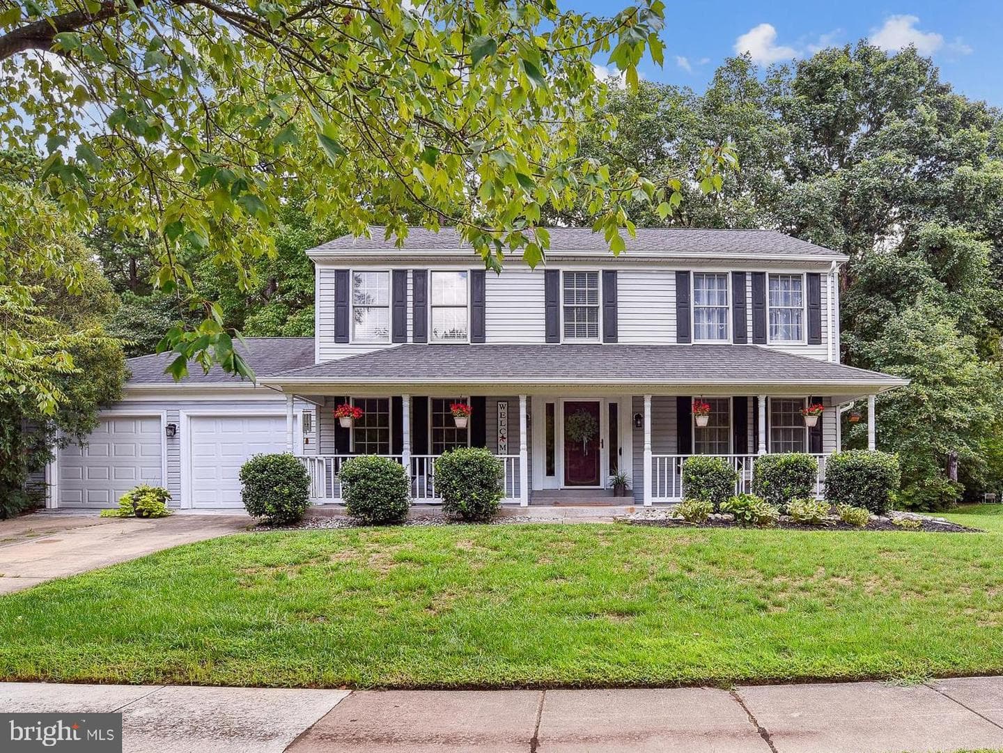 8117 Equestrian Drive photo 2