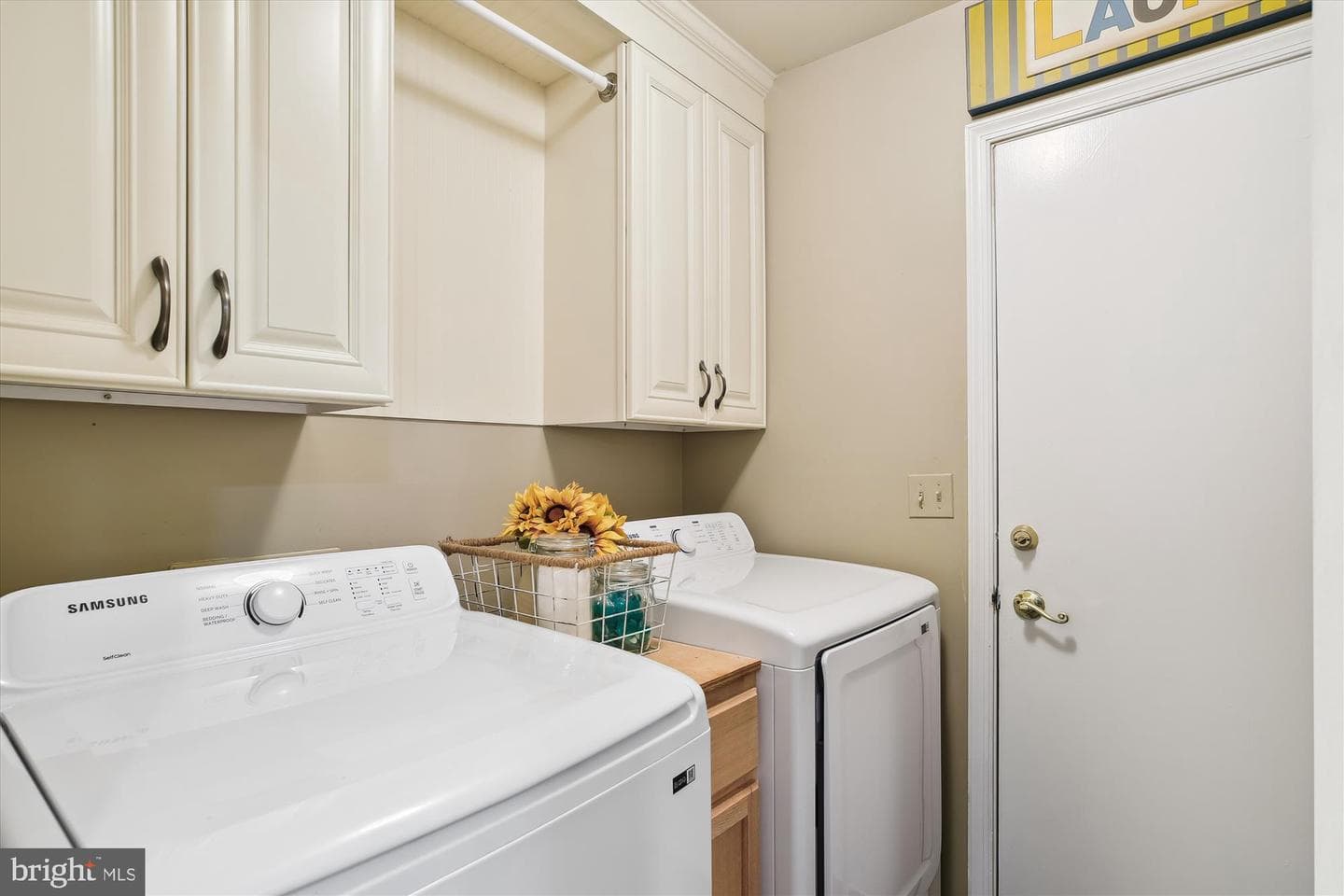 8117 Equestrian Drive photo 38