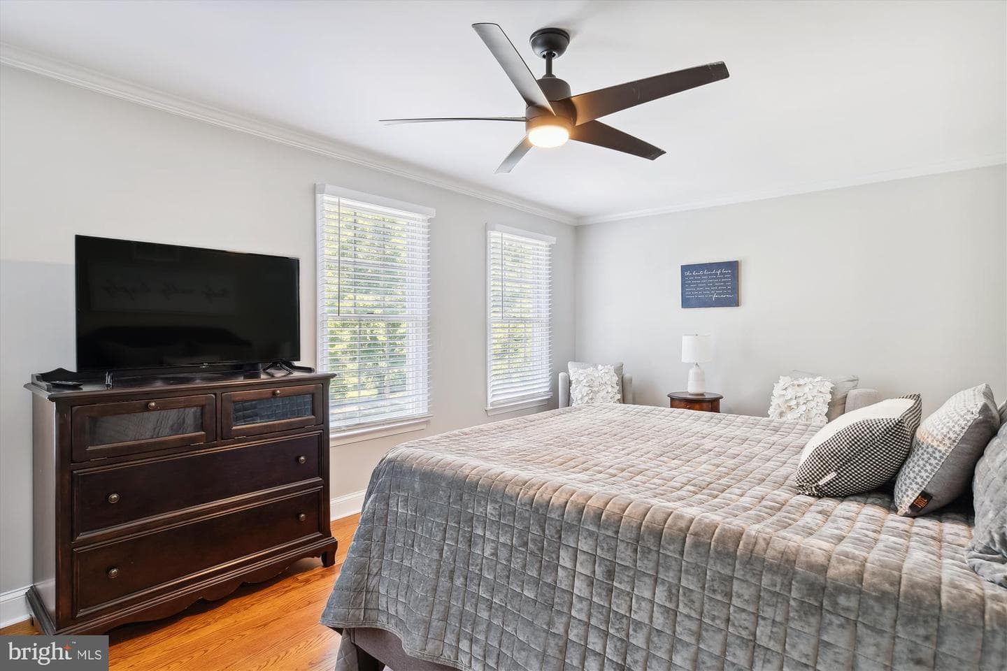 8117 Equestrian Drive photo 40