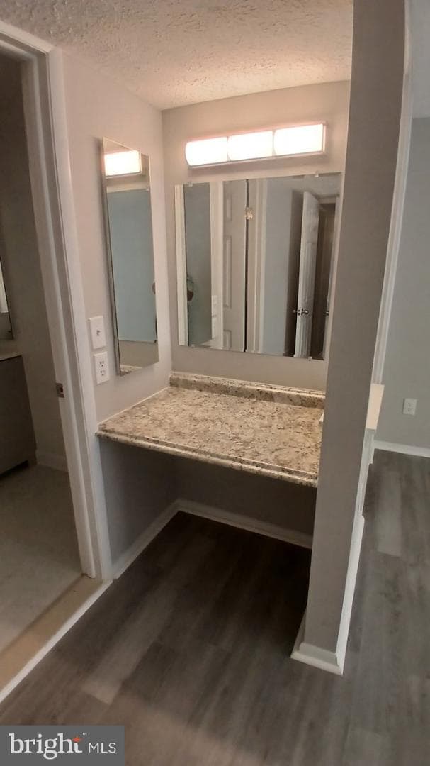 8040 Abbey Court #k photo 15