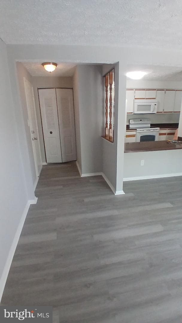8040 Abbey Court #k photo 6