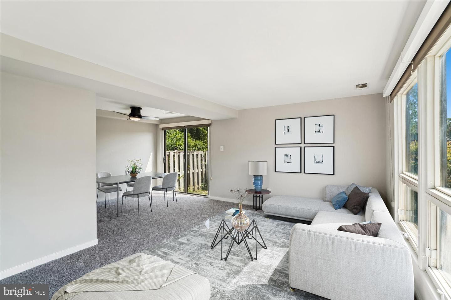 418 West Court photo 8
