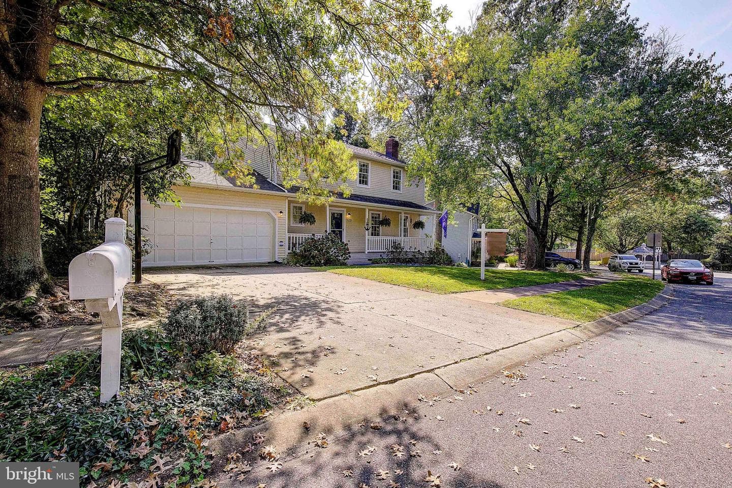 3243 Blackwalnut Drive photo 2