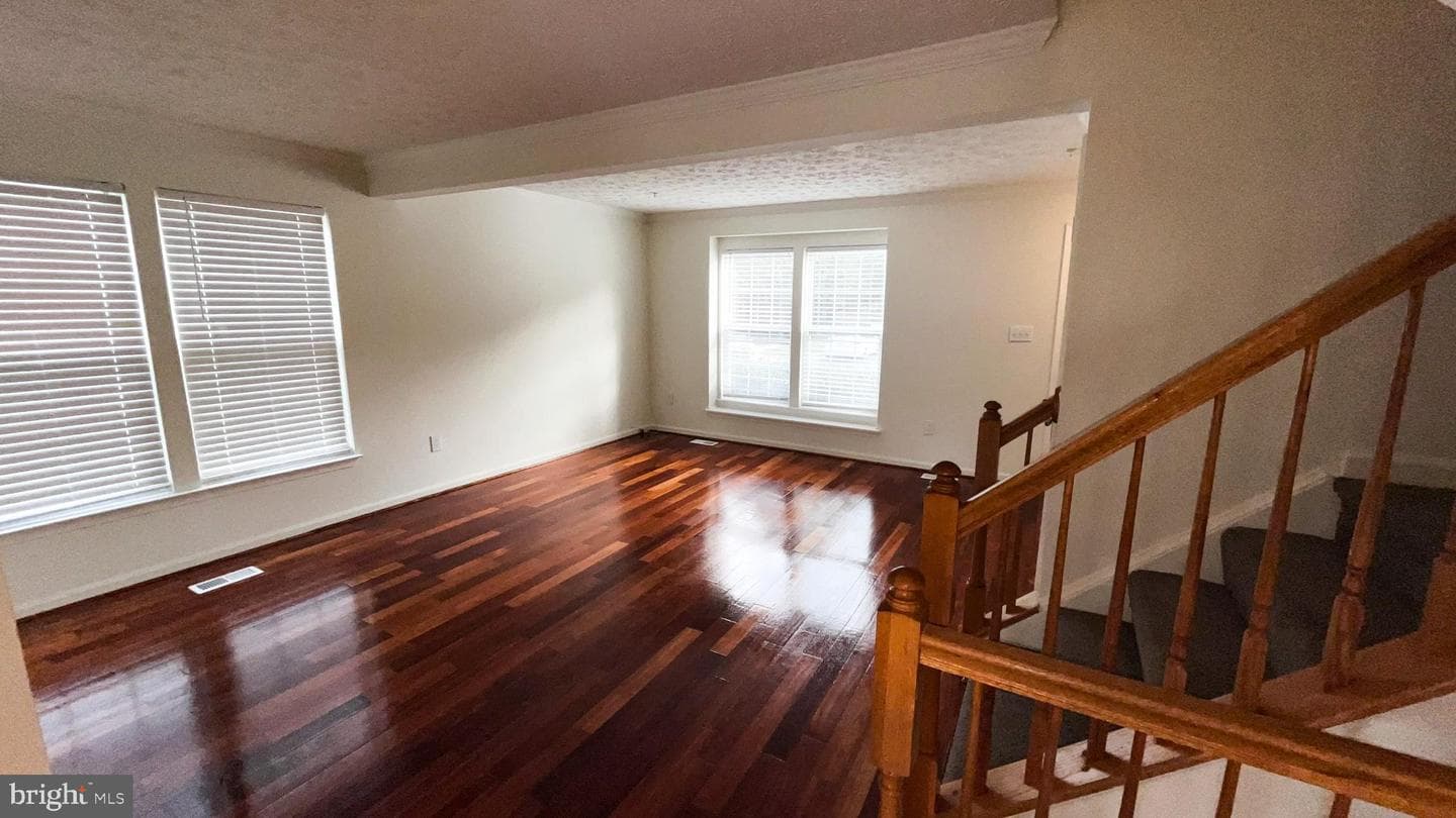 2713 Hickory Knoll Court photo 6
