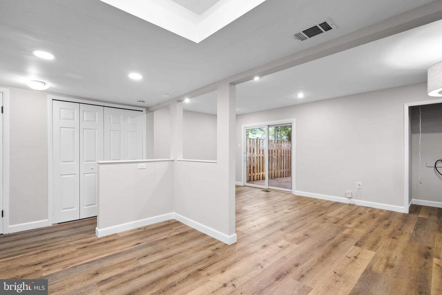 1736 Waldorf Court photo 15