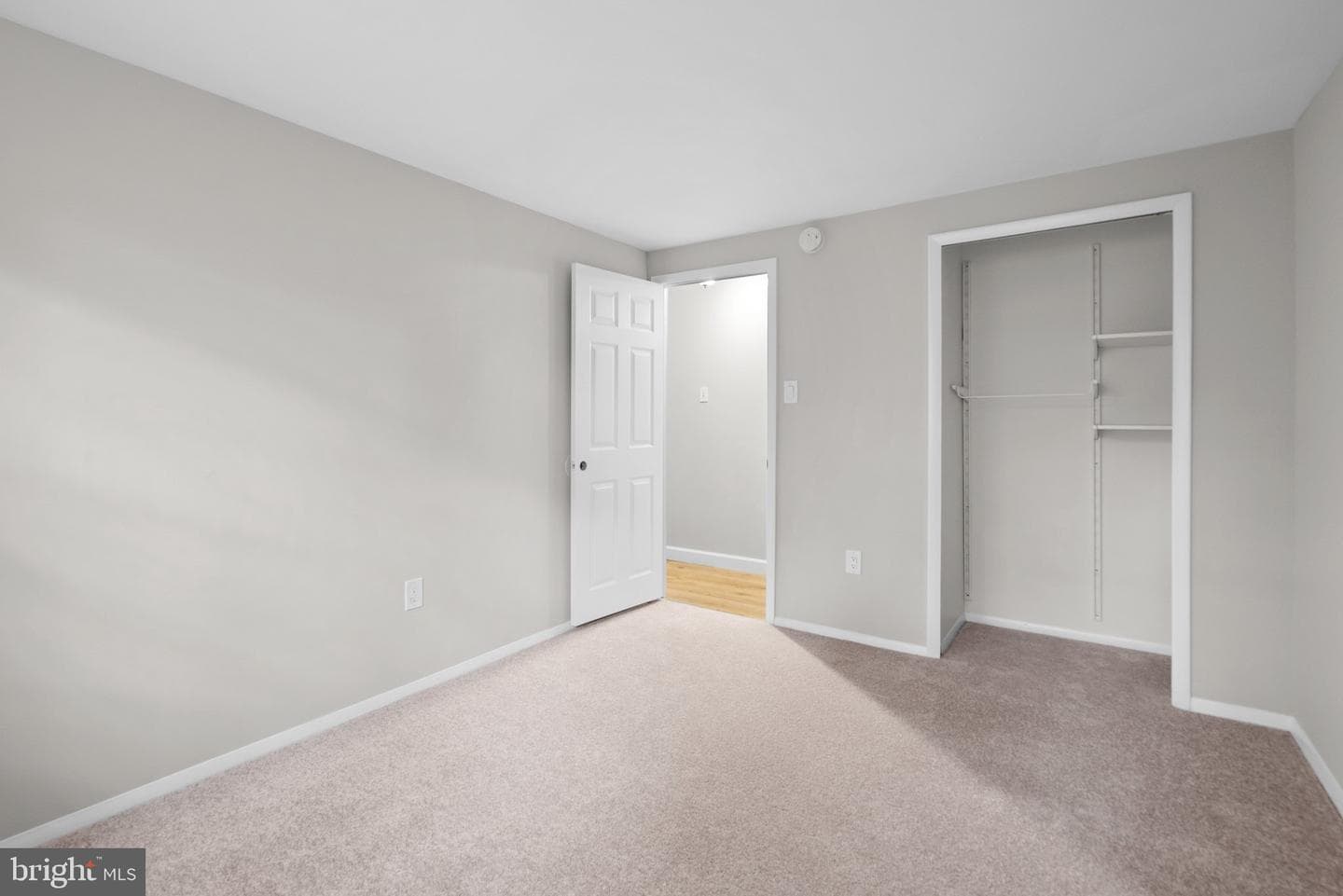 1736 Waldorf Court photo 25