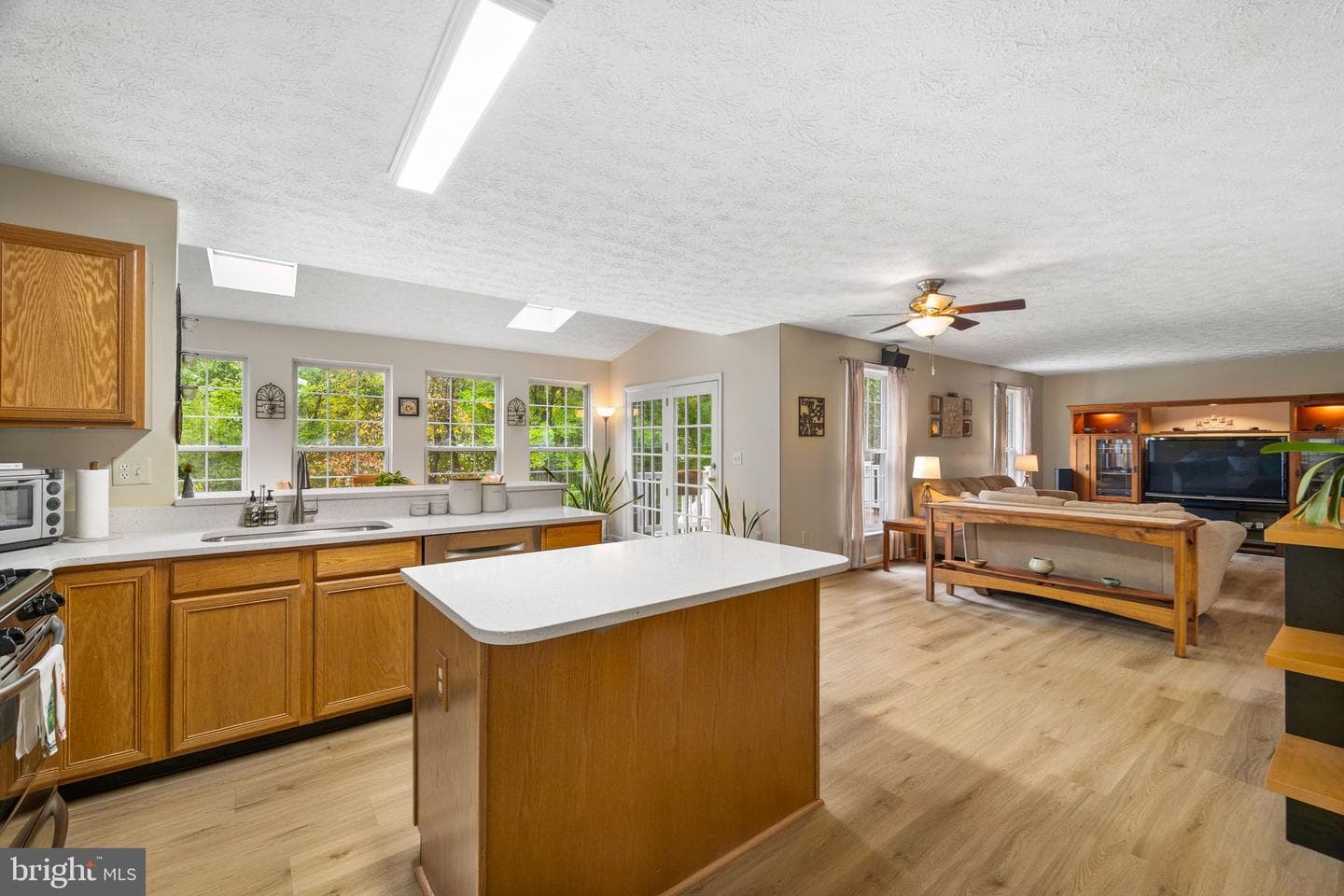 8036 High Oak Road photo 5