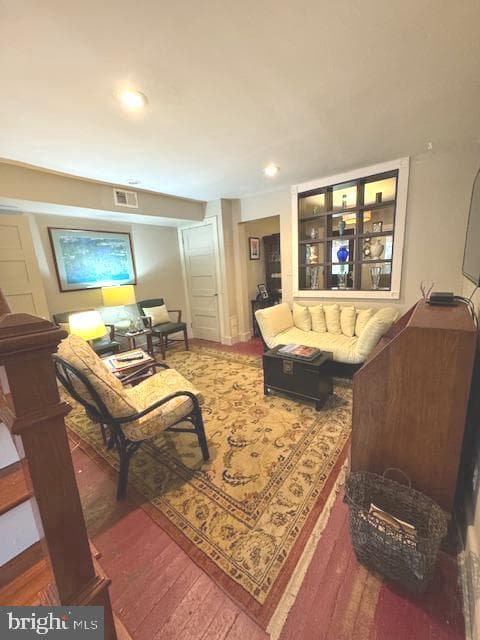 109 Northwest Street photo 7