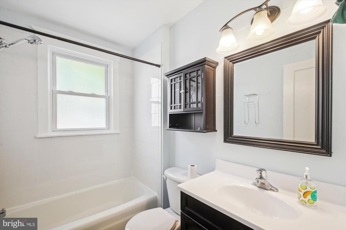 611 Clark Avenue photo 10