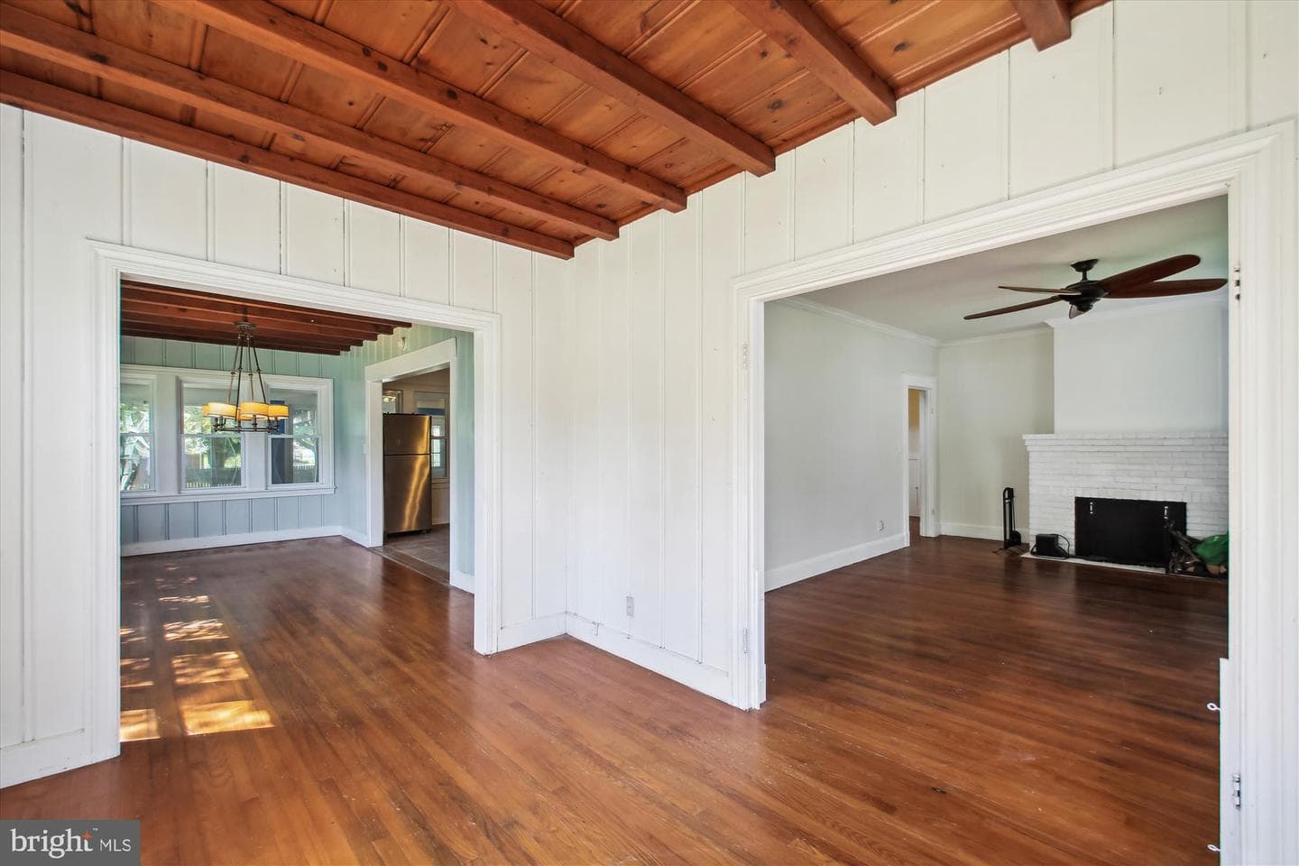 611 Clark Avenue photo 18
