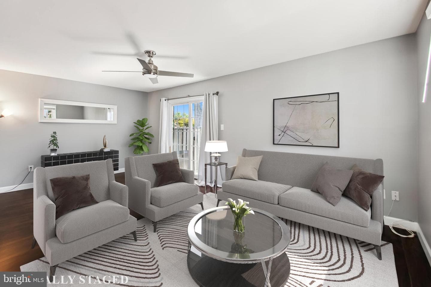1742 Foxdale Court #135 photo 2