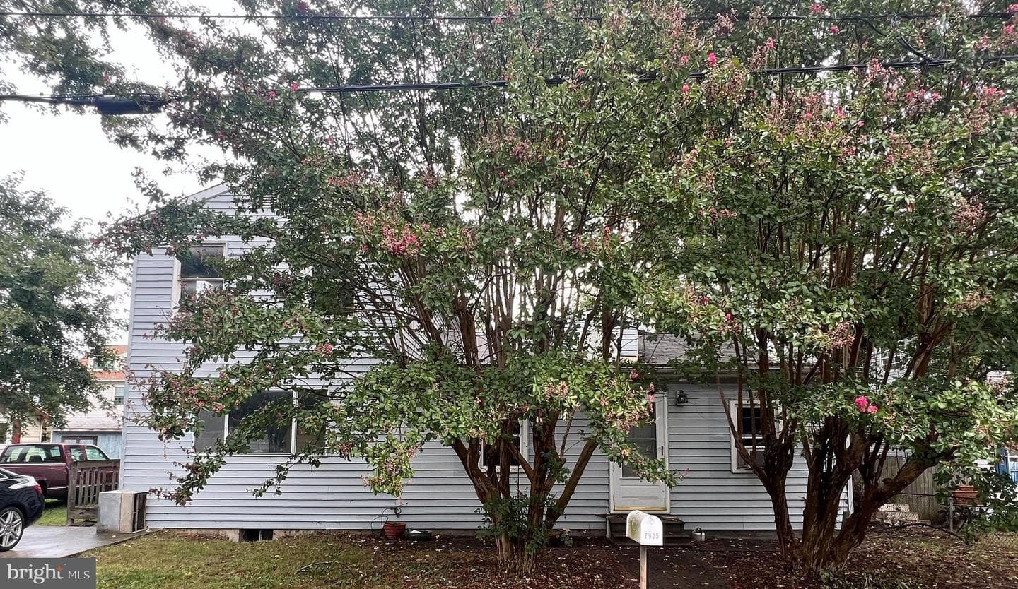 7925 E End Drive photo 19