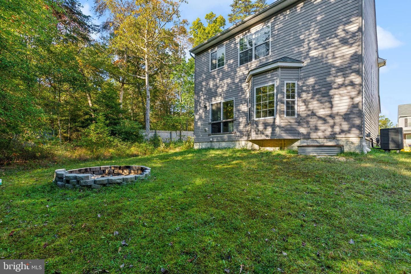 907 Boundary Avenue photo 61
