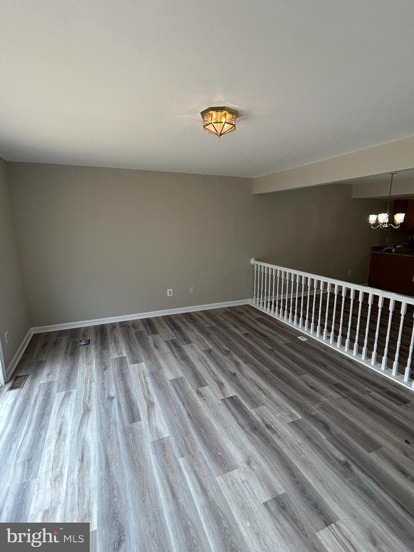 413 Peach Court photo 9